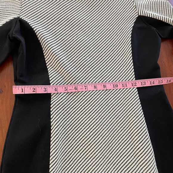 Banana Republic shift dress - Picture 3 of 6